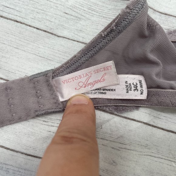 Victoria's Secret Womens  Angels No Wire Bra Size 34C Gray Lace Trim Lined - Picture 6 of 6